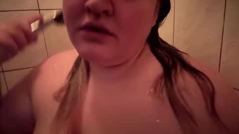 Snapshot of mitchellebunny7 chatting on February 6, 7:29 pm MichelleBunny7 online show from February 6, 7:29 pm