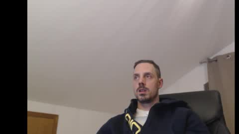 Mitsch online show from November 18, 6:56 pm