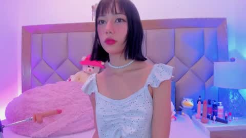 Snapshot of mitsuritempt chatting on July 10, 1:03 pm Mitsuri Tempt online show from July 10, 1:03 pm