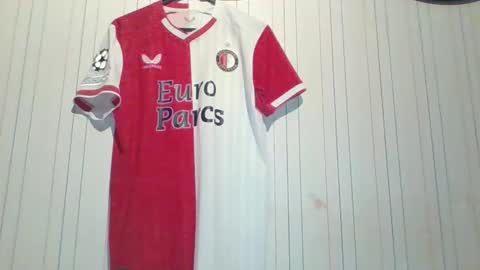 Snapshot of mitta93 chatting on October 1, 11:11 pm mitta93 online show from October 1, 11:11 pm