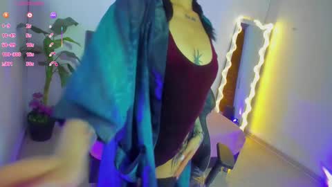 mitzi_tay1 online show from November 24, 2:55 am
