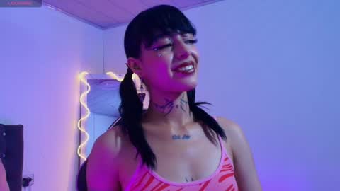 mitzi_tay1 online show from December 2, 3:12 am