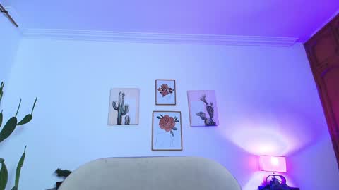 Miwa  online show from December 17, 11:17 am