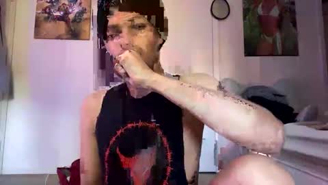 Snapshot of mixxychocolate chatting on February 16, 9:27 pm Deanthony online show from February 16, 9:27 pm