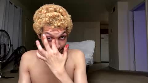 Snapshot of mixxychocolate chatting on February 23, 7:38 pm Deanthony online show from February 23, 7:38 pm