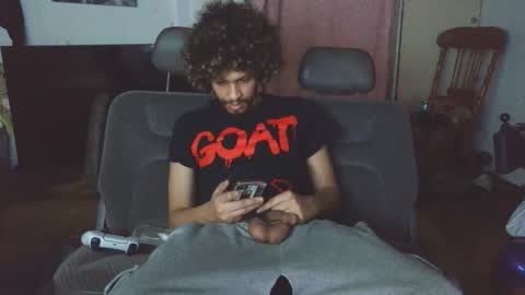 Snapshot of mixxychocolate chatting on February 11, 4:28 am Deanthony online show from February 11, 4:28 am