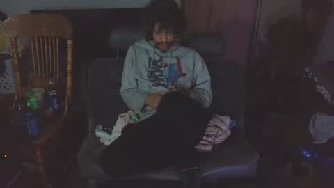 Snapshot of mixxychocolate chatting on March 13, 1:34 am Deanthony online show from March 13, 1:34 am