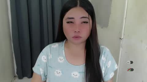 Snapshot of miya_licious chatting on February 2, 9:56 pm cassie marie online show from February 2, 9:56 pm