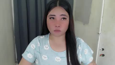 Snapshot of miya_licious chatting on February 3, 6:45 am cassie marie online show from February 3, 6:45 am