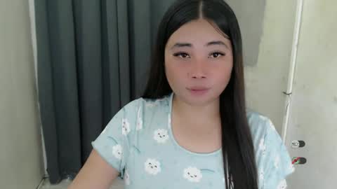 Snapshot of miya_licious chatting on February 3, 6:49 pm cassie marie online show from February 3, 6:49 pm