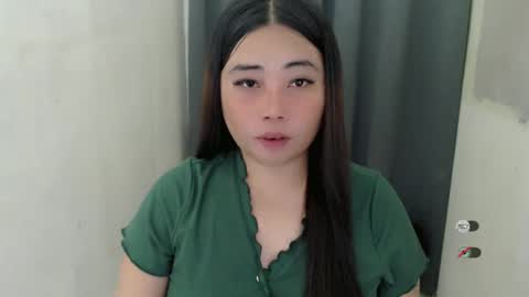 Snapshot of miya_licious chatting on February 6, 4:14 pm cassie marie online show from February 6, 4:14 pm