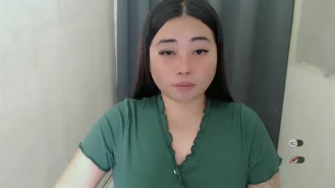 Snapshot of miya_licious chatting on February 7, 5:51 pm cassie marie online show from February 7, 5:51 pm