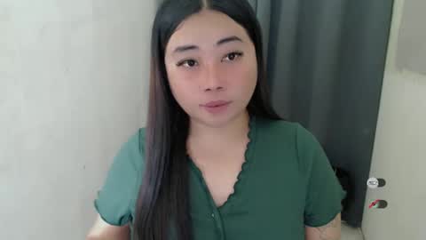 Snapshot of miya_licious chatting on February 9, 12:17 am cassie marie online show from February 9, 12:17 am