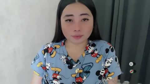 Snapshot of miya_licious chatting on February 17, 1:47 am cassie marie online show from February 17, 1:47 am