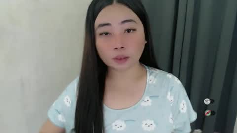 Snapshot of miya_licious chatting on February 18, 2:59 pm cassie marie online show from February 18, 2:59 pm