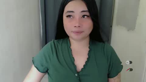 Snapshot of miya_licious chatting on March 4, 10:02 am cassie marie online show from March 4, 10:02 am