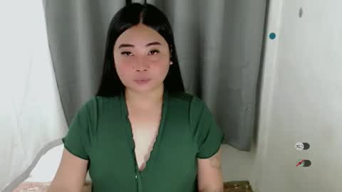 Snapshot of miya_licious chatting on October 13, 5:51 am cassie marie online show from October 13, 5:51 am