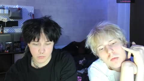 MeowMiku online show from November 29, 4:43 pm