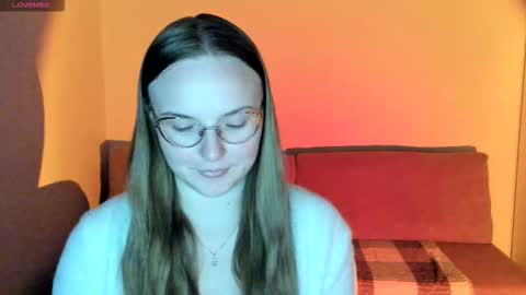 Snapshot of miya_mimi chatting on September 26, 9:41 pm Miya online show from September 26, 9:41 pm