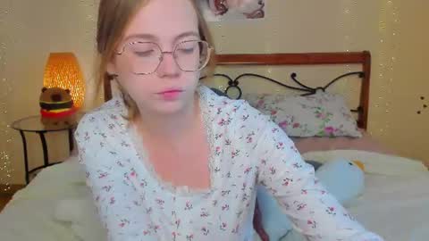 Miya online show from July 3, 1:45 am
