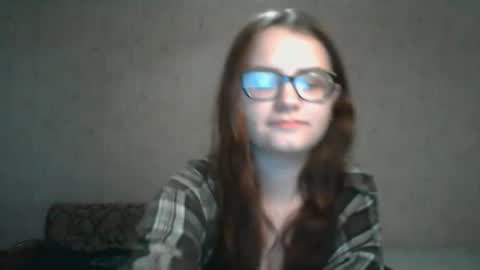 Snapshot of miyabe chatting on December 18, 7:15 am Milana online show from December 18, 7:15 am