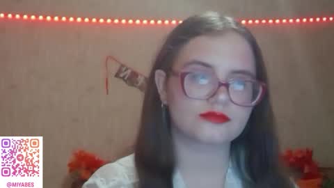 Snapshot of miyabe chatting on November 7, 5:24 pm Milana online show from November 7, 5:24 pm