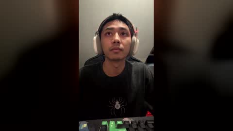 mizukix300 online show from May 6, 1:14 am