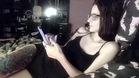 Mizz Bonez online show from February 14, 1:57 am