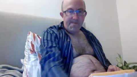 mjm19742025 online show from May 13, 7:22 pm