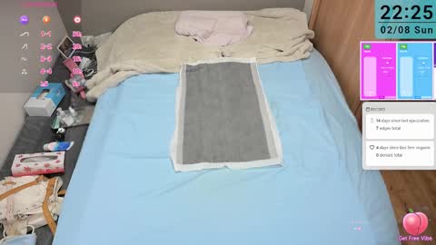 Snapshot of mkuo chatting on February 8, 1:25 pm mkuo online show from February 8, 1:25 pm