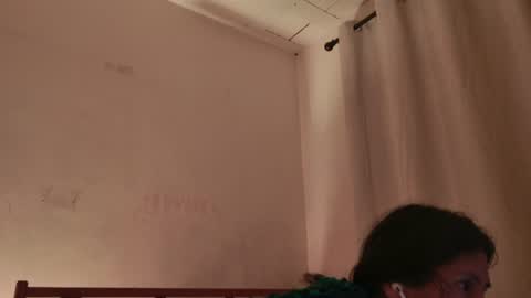 MoonLipson online show from July 2, 2:22 am