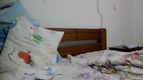 mmiltos online show from October 17, 10:12 pm