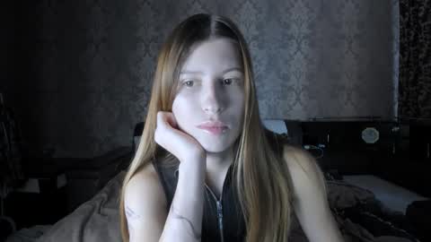 Lili online show from September 26, 9:57 am