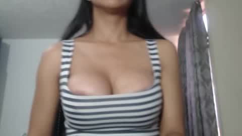 mmm_maryana1 online show from May 3, 12:22 pm
