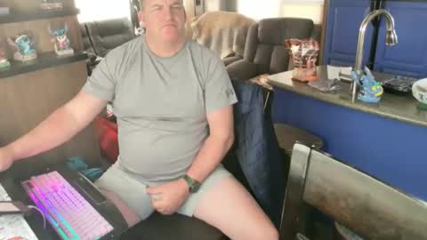 mmmthatsfunnn online show from March 4, 5:30 pm