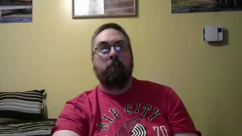 Snapshot of mmr4545 chatting on May 28, 4:32 am mark online show from May 28, 4:32 am