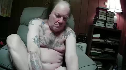 Snapshot of mms1316 chatting on February 5, 7:07 am Mark4u online show from February 5, 7:07 am