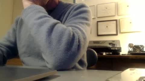 Snapshot of mmythmaker chatting on April 4, 10:35 am mmythmaker online show from April 4, 10:35 am