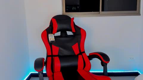 mnell28 online show from March 18, 7:11 am