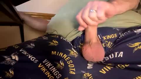 mnguy19726969 online show from June 4, 5:02 am