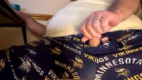 mnguy19726969 online show from June 26, 2:49 am