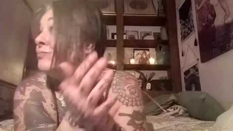 Kittykittybangbang online show from February 1, 6:23 am