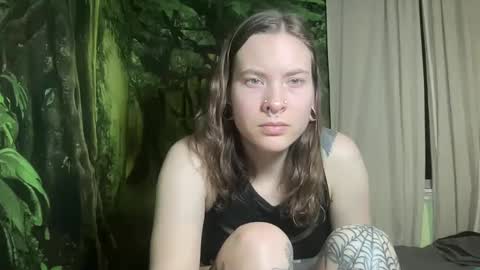 Snapshot of mo0n_goddess chatting on January 22, 4:34 am Misty online show from January 22, 4:34 am