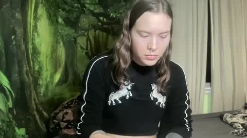 Snapshot of mo0n_goddess chatting on January 26, 5:45 am Misty online show from January 26, 5:45 am