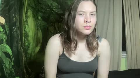 Snapshot of mo0n_goddess chatting on February 21, 3:23 am Misty online show from February 21, 3:23 am