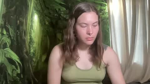 Snapshot of mo0n_goddess chatting on September 10, 12:43 am Misty online show from September 10, 12:43 am