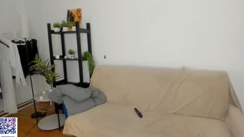 CandyStacy online show from December 4, 2:48 pm