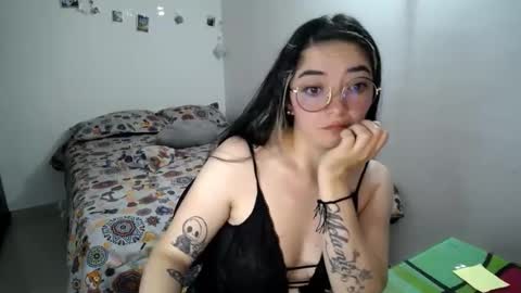 Snapshot of mocca_117 chatting on November 21, 2:32 am Sam online show from November 21, 2:32 am