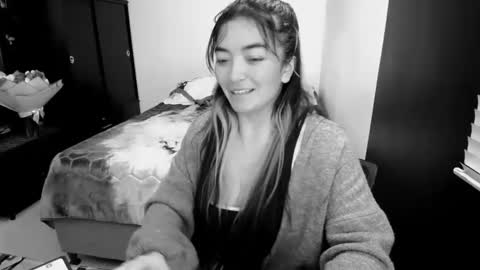 Sam online show from February 19, 1:18 pm