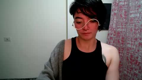 Sam online show from June 26, 5:23 am